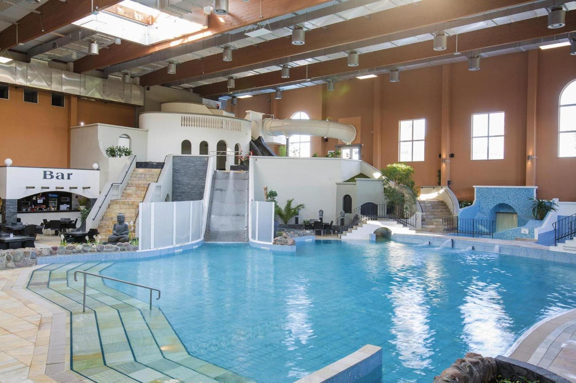Holiday Resort Van Der Valk, Linstow 린스토우 외부 사진
