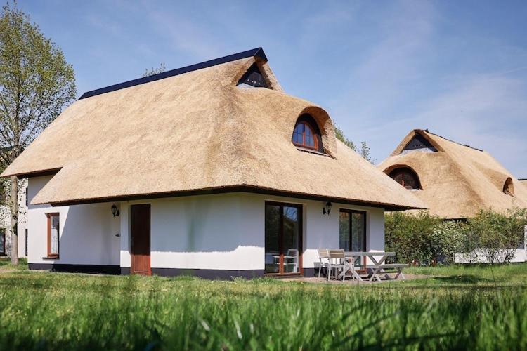 Holiday Resort Van Der Valk, Linstow 린스토우 외부 사진